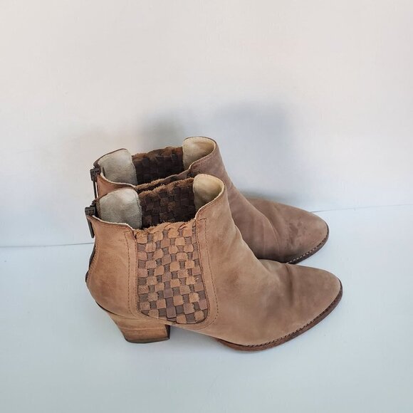 Aquatalia Frannie Weatherproof Suede Booties Size 9.5 - Picture 3 of 8